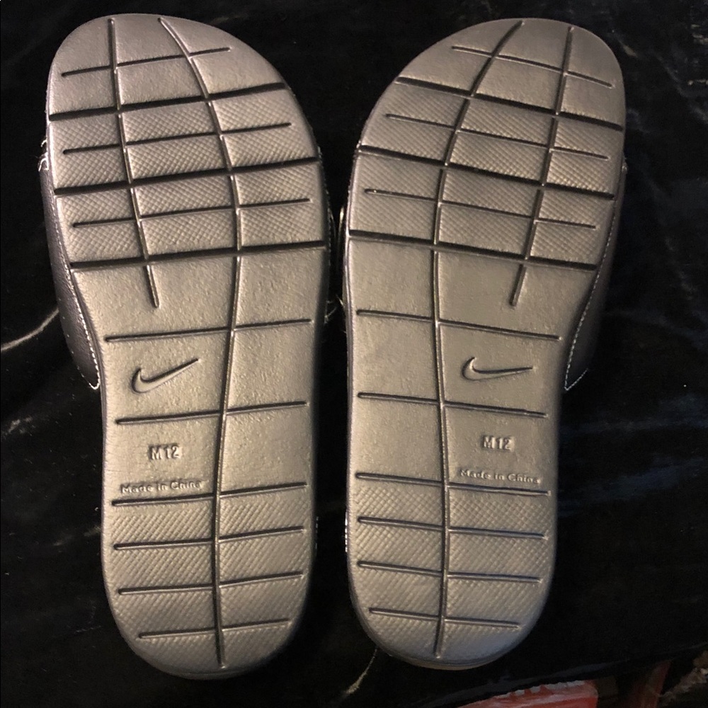 Nike Vintage Comfort Slides 2 Mens 12. Never Worn. - Picture 7 of 7